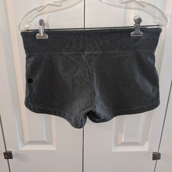 Size 6 Lululemon shorts - Picture 2 of 3